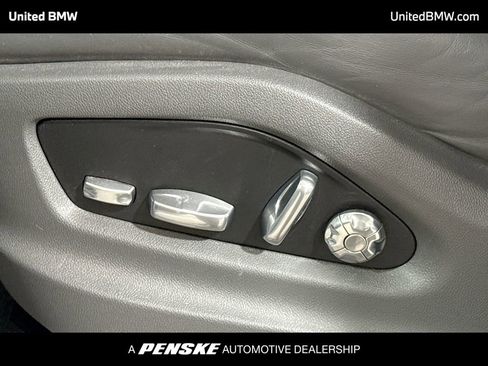 Used 2021 Porsche Cayenne image 4