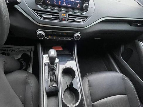 Used 2021 Nissan Altima 2.5 SV FWD image 6
