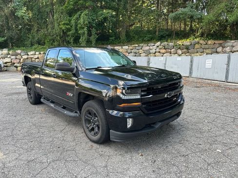 Used 2016 Chevrolet Silverado 1500 LT w/ Midnight Edition AWD/4WD image 7