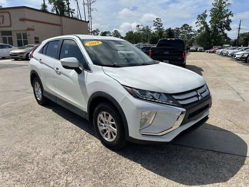 Used 2019 Mitsubishi Eclipse Cross ES AWD/4WD image 2
