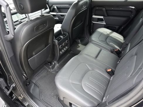Used 2020 Land Rover Defender 110 HSE AWD/4WD image 29