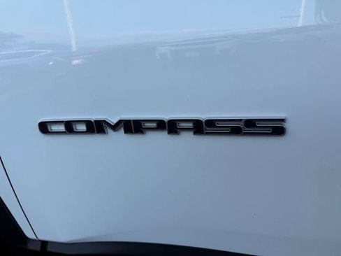 Used 2022 Jeep Compass Latitude w/ Convenience Group image 62