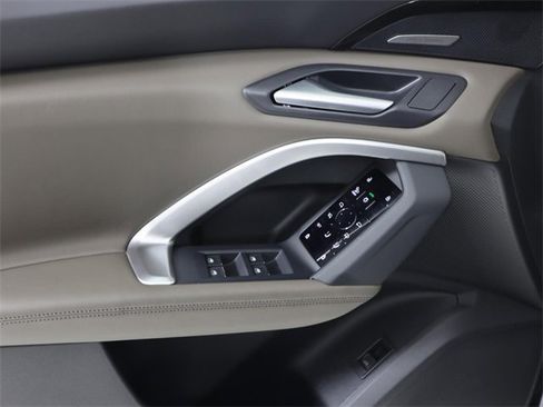 New 2025 Audi Q5 Premium Plus image 11