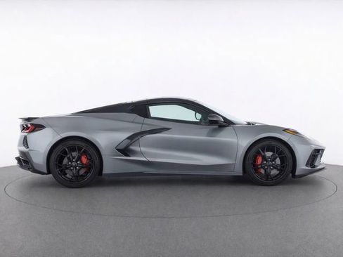 Used 2023 Chevrolet Corvette Stingray Preferred Conv w/ Stealth Interior Trim Package RWD image 3