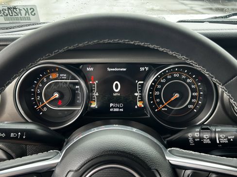 Certified 2023 Jeep Wrangler Sahara w/ LED Lighting Group image 28