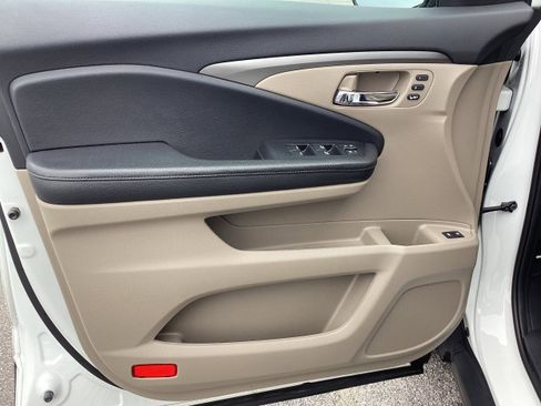 Used 2020 Honda Pilot EX-L image 17