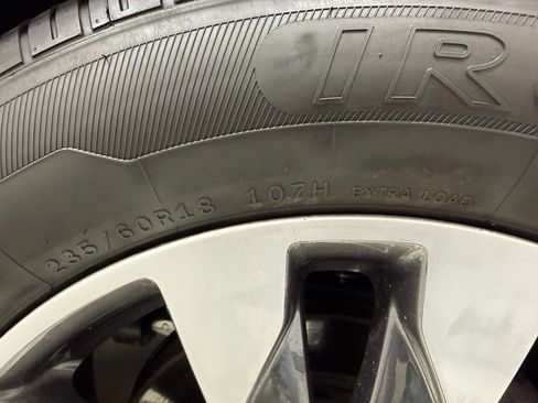 Used 2023 Honda Odyssey EX-L image 54