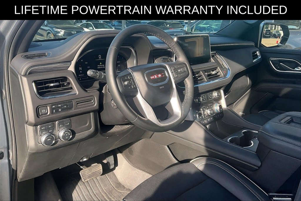 Used 2024 GMC Yukon SLT w/ SLT Luxury Package AWD/4WD image 12