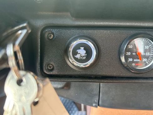 Used 2001 HUMMER H1 4-Door Open Top image 8