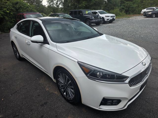 Used 2017 Kia Cadenza Technology FWD image 3