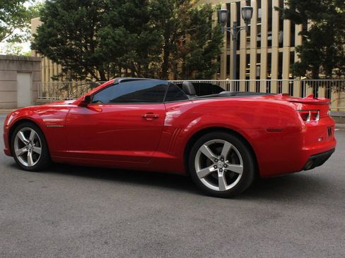 Used 2012 Chevrolet Camaro SS RWD image 9