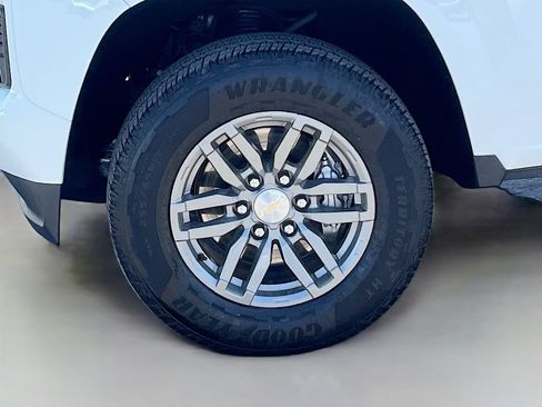 Used 2023 Chevrolet Colorado LT w/ LT Convenience Package AWD/4WD image 29
