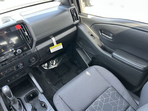 New 2026 Nissan Frontier SV image 18