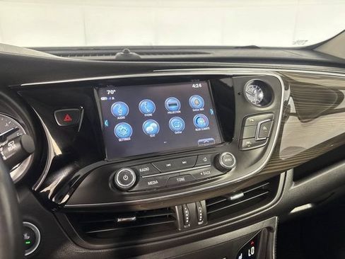 Used 2019 Buick Envision Premium AWD/4WD image 19
