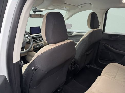 Used 2022 Ford Escape SE w/ Convenience Package image 34