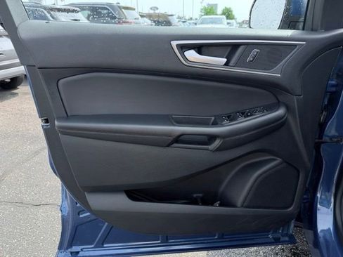 Used 2024 Ford Edge SEL AWD/4WD image 12