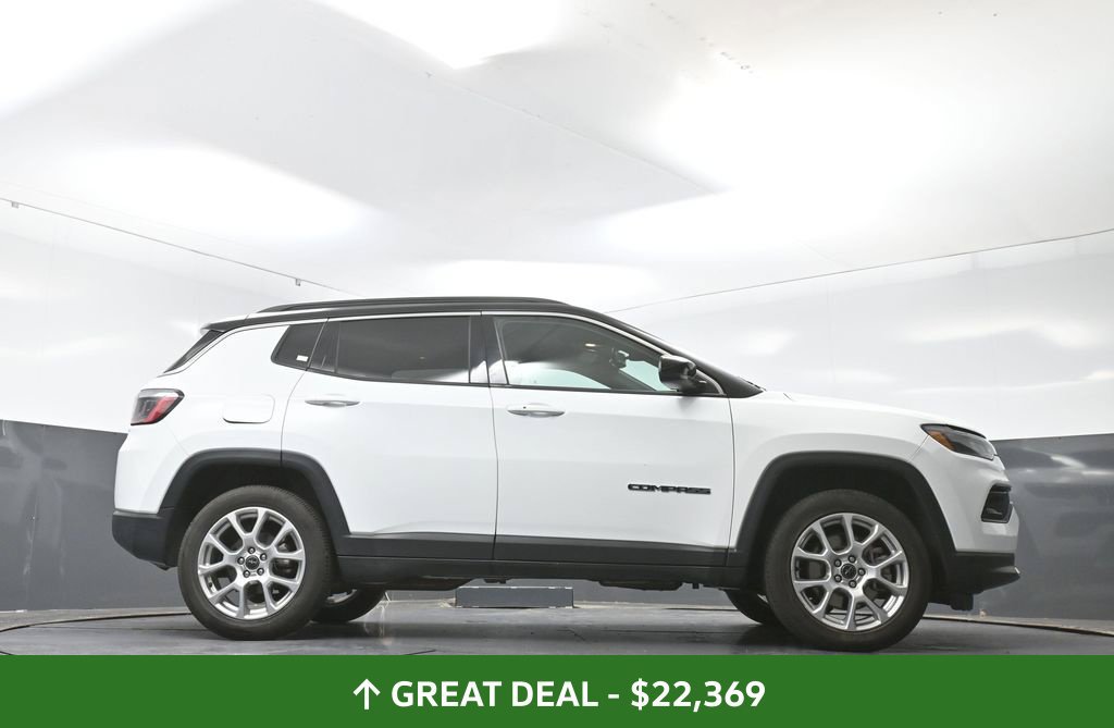 Used 2025 Jeep Compass Limited AWD/4WD image 52