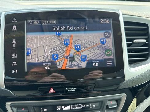 Used 2017 Honda Pilot Touring image 17