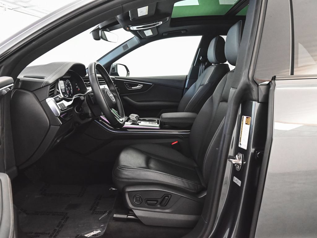 Used 2025 Audi Q8 Premium Plus w/ Premium Plus Package AWD/4WD image 31