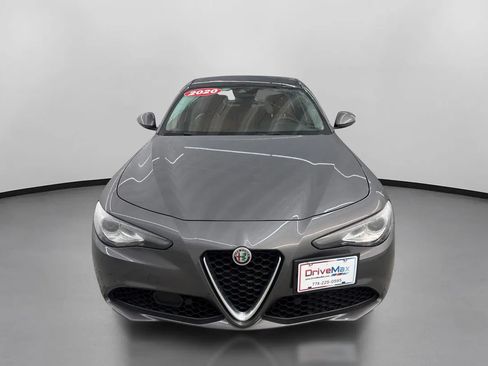 Used 2020 Alfa Romeo Giulia Ti w/ Quick Order Package 22X Lusso AWD/4WD image 2