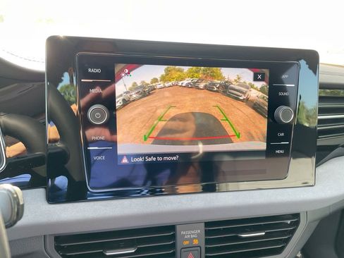 New 2025 Volkswagen Jetta SE image 43