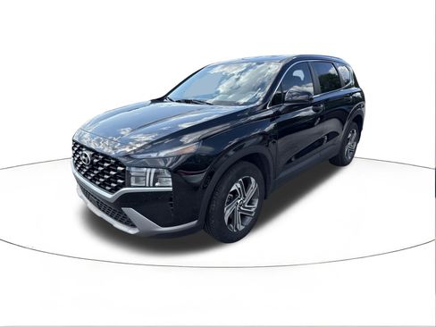 Used 2023 Hyundai Santa Fe SE FWD image 4