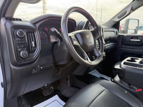 Used 2022 Chevrolet Silverado 2500 W/T w/ WT Fleet Convenience Package image 13