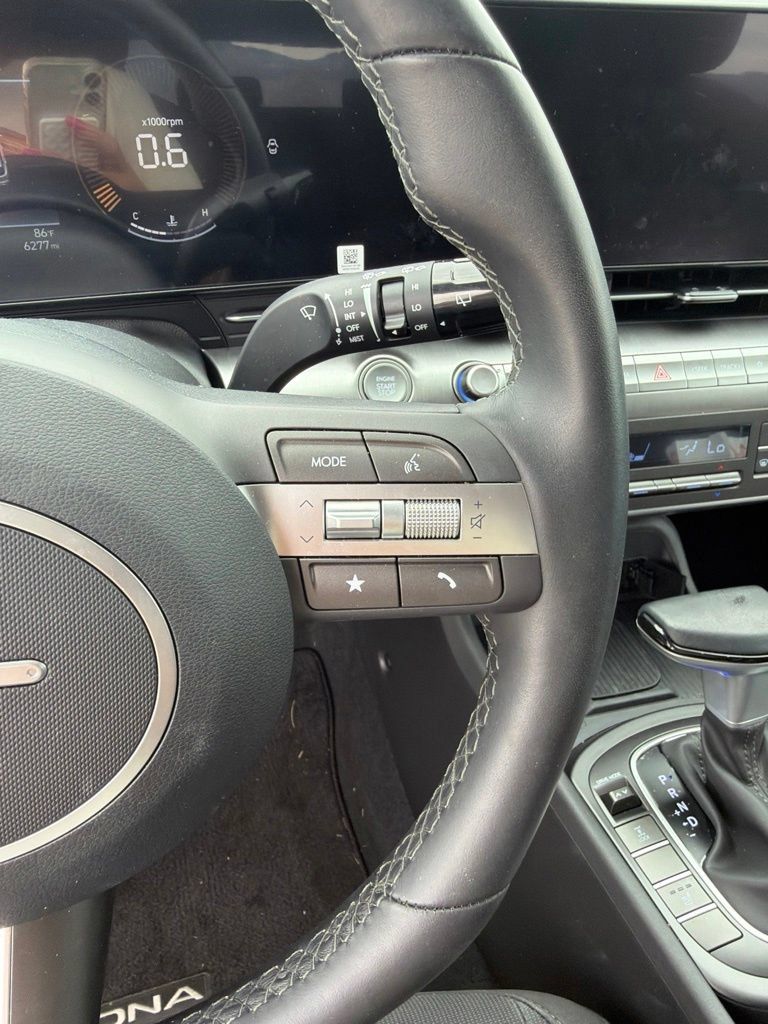 Used 2026 Hyundai Kona SEL Sport AWD/4WD image 14