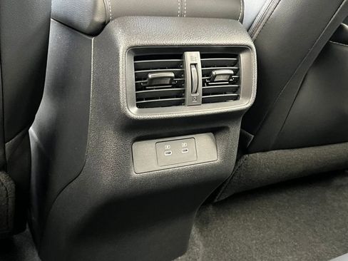 New 2025 Nissan Murano SL w/ Cargo Package AWD/4WD image 32