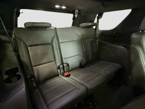 Used 2022 Chevrolet Tahoe Z71 w/ Luxury Package image 30