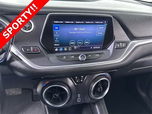 Used 2020 Chevrolet Blazer LT image 13