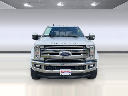 Used 2019 Ford F450 Lariat w/ Lariat Value Package image 5