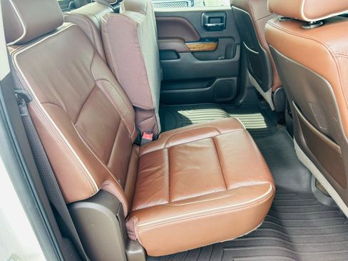 Used 2015 Chevrolet Silverado 1500 High Country w/ High Country Premium Package RWD image 31