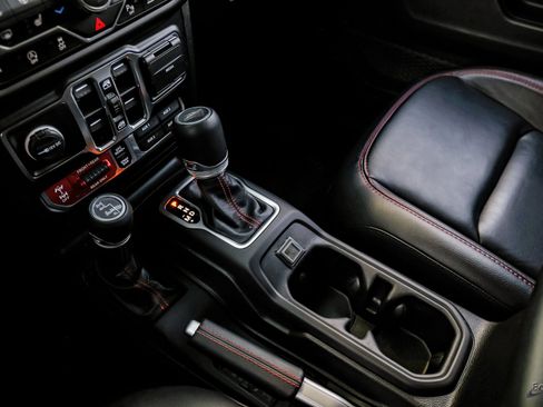 Used 2020 Jeep Gladiator Rubicon image 56