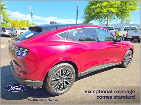 Used 2025 Ford Mustang Mach-E Premium AWD/4WD image 3
