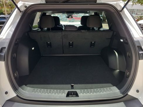 Used 2026 Chevrolet Equinox LT FWD image 7