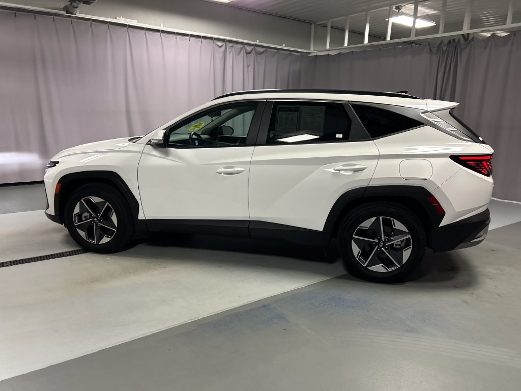 Used 2026 Hyundai Tucson SEL FWD image 4