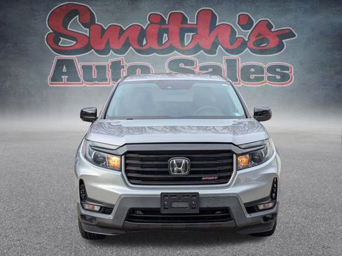 Used 2022 Honda Ridgeline Sport image 2