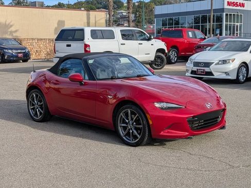 Used 2016 MAZDA MX-5 Miata Grand Touring image 3