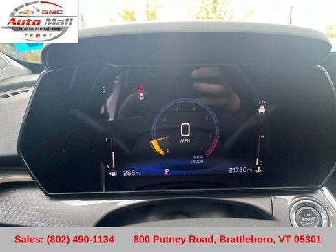 Used 2024 Chevrolet Trax ACTIV w/ Sunroof Package FWD image 17
