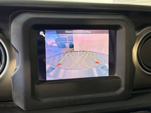 Used 2020 Jeep Gladiator Sport w/ Quick Order Package 24S image 20