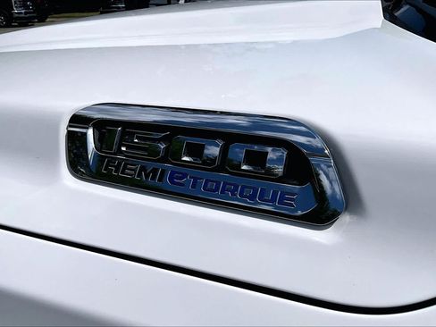 Used 2023 RAM 1500 Big Horn AWD/4WD image 30