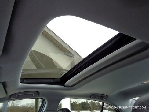 Used 2016 Acura TLX V6 image 15