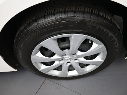 Certified 2024 Toyota Corolla LE AWD/4WD image 15