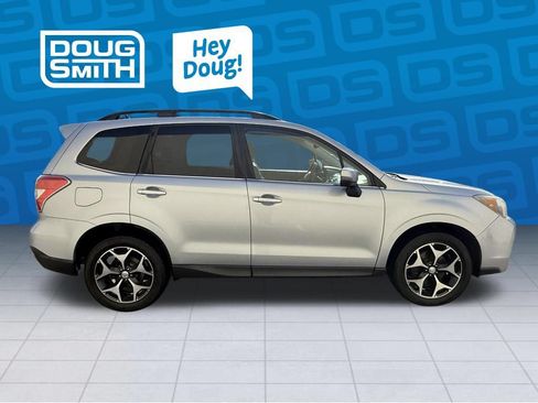 Used 2014 Subaru Forester 2.0XT Touring AWD/4WD image 5