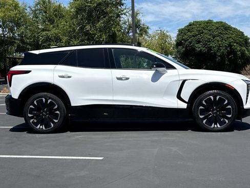 Used 2024 Chevrolet Blazer EV RS AWD/4WD image 10