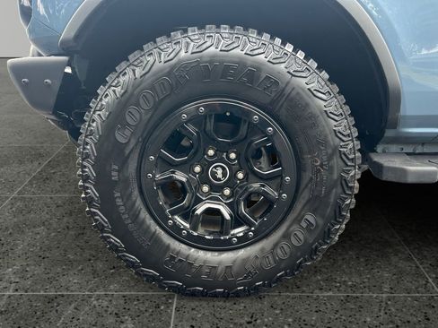 Used 2024 Ford Bronco Wildtrak AWD/4WD image 5