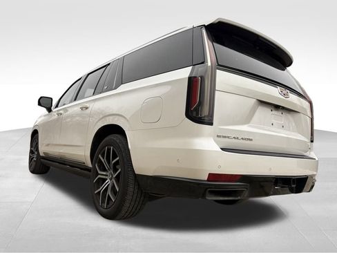 Used 2021 Cadillac Escalade ESV Sport w/ Driver Assist Tech Package image 17