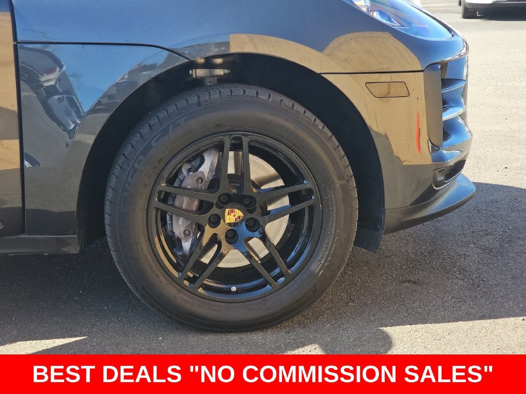 Used 2021 Porsche Macan w/ Premium Package AWD/4WD image 39