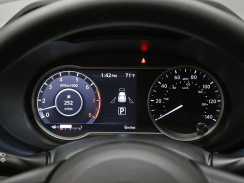 New 2025 Nissan Versa SV w/ Trunk Package image 5